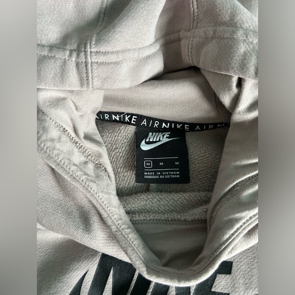 Nike hoodie - Picture 2 of 3